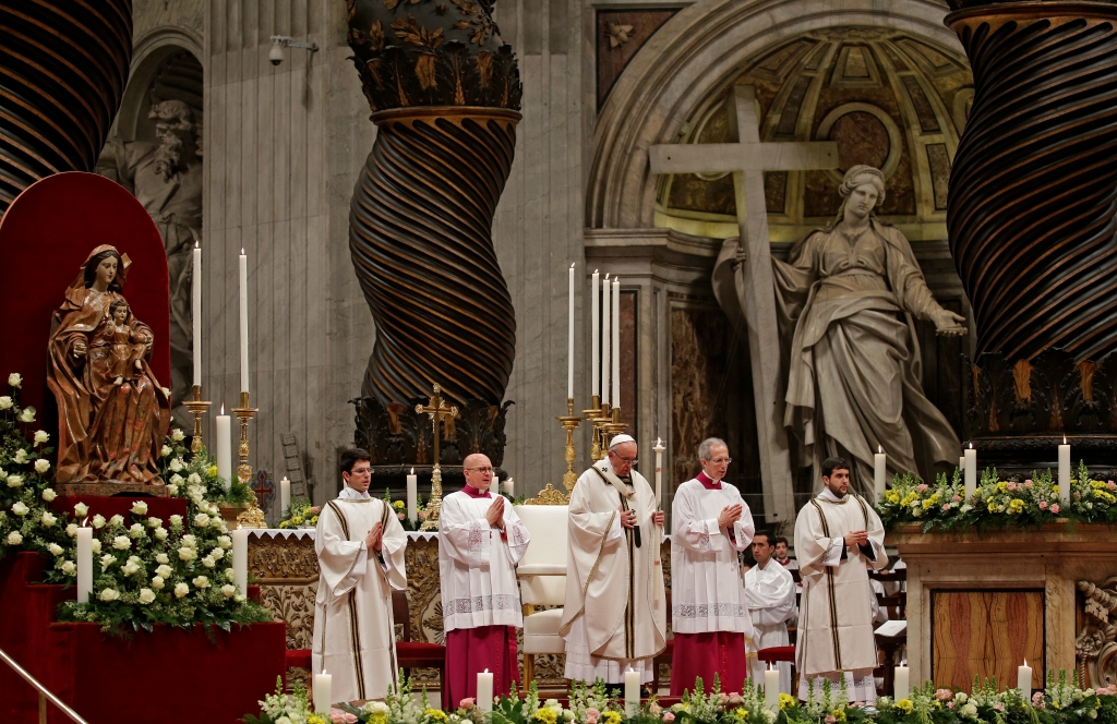 POPE CONSECRATED MASS